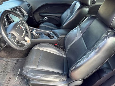 Used 2016 Dodge Challenger R/T Plus image 13