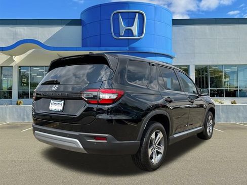 Used 2024 Honda Pilot EX-L image 2