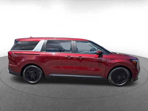 Used 2026 Kia Carnival FWD image 15