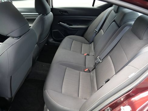 Used 2023 Nissan Altima 2.5 SV AWD/4WD image 31