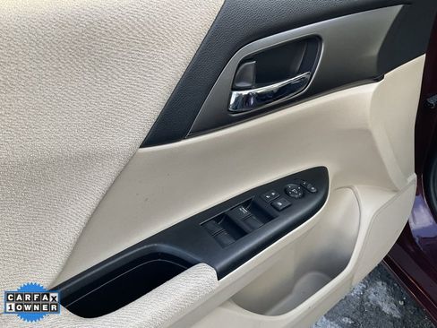 Used 2013 Honda Accord LX image 23