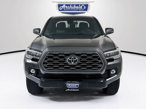 Used 2023 Toyota Tacoma TRD Off-Road w/ Technology Package AWD/4WD image 2