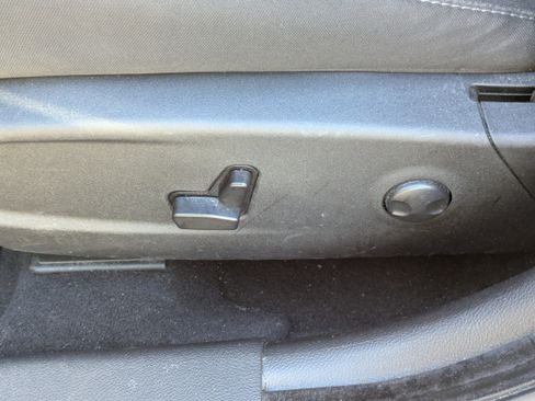 Used 2023 Dodge Charger R/T w/ Blacktop Package image 11