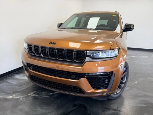 New 2026 Jeep Grand Cherokee Limited AWD/4WD image 20