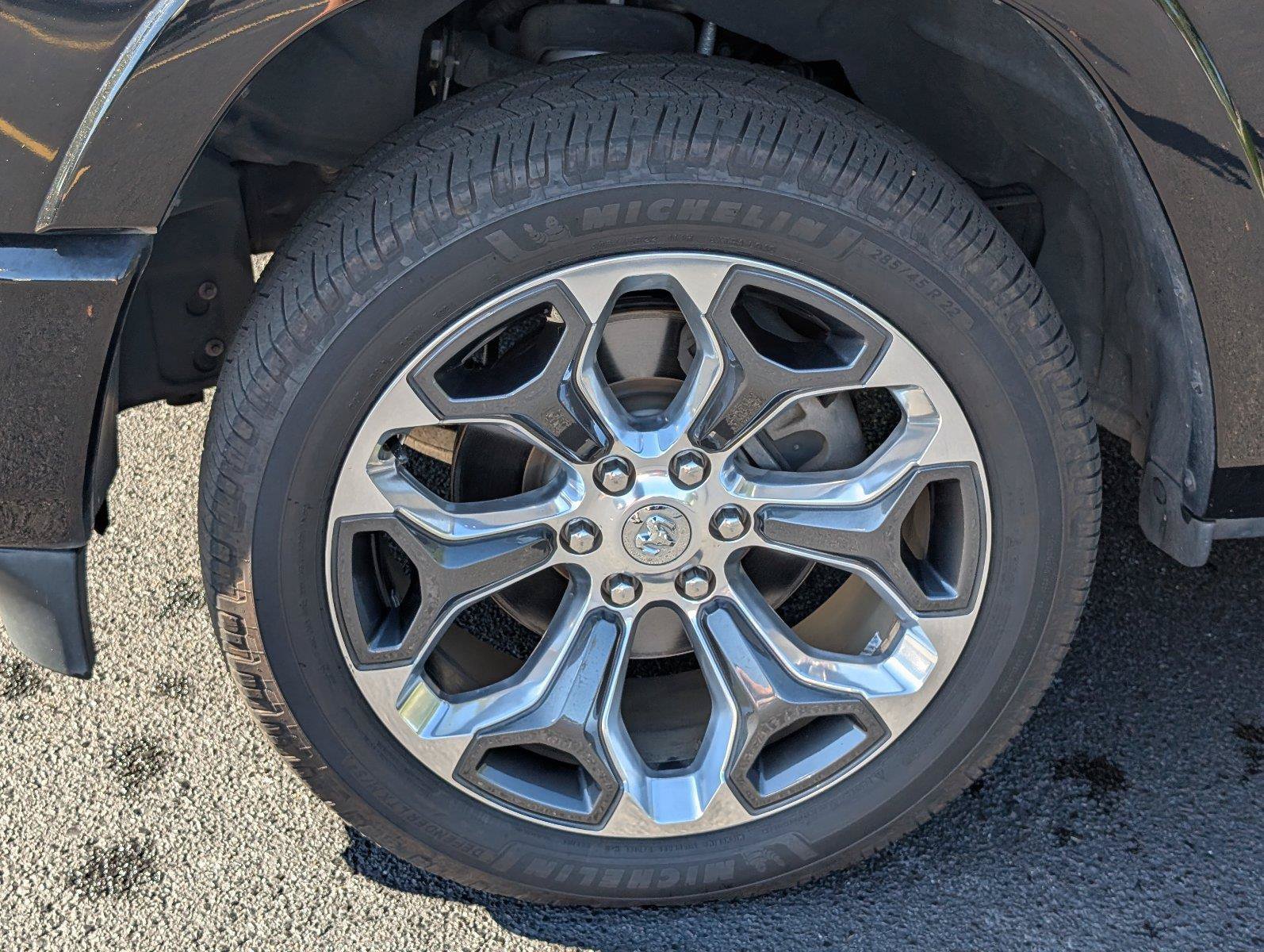 Used 2020 RAM 1500 Limited AWD/4WD image 9