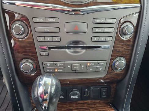 Used 2020 Nissan Armada SL w/ Premium Package image 27