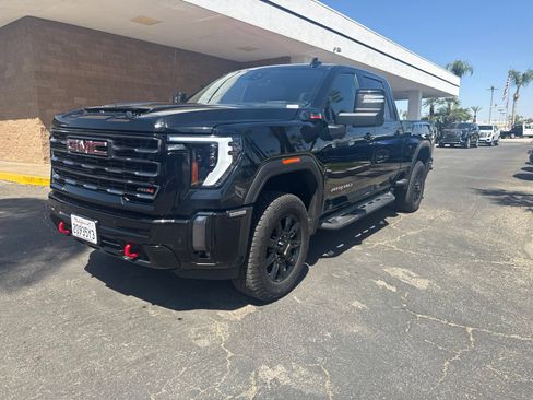 Used 2024 GMC Sierra 2500 AT4 w/ Max Trailering Package AWD/4WD image 13