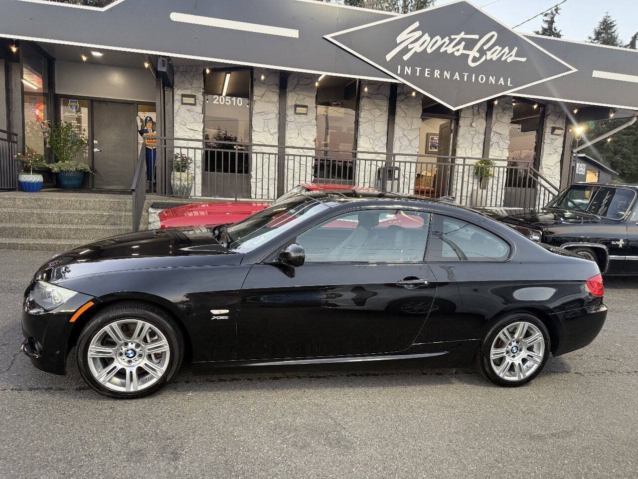 Used 2013 BMW 335i xDrive Coupe AWD/4WD image 9