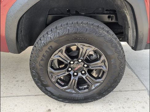 Used 2024 GMC Canyon Elevation w/ Convenience Package RWD image 16