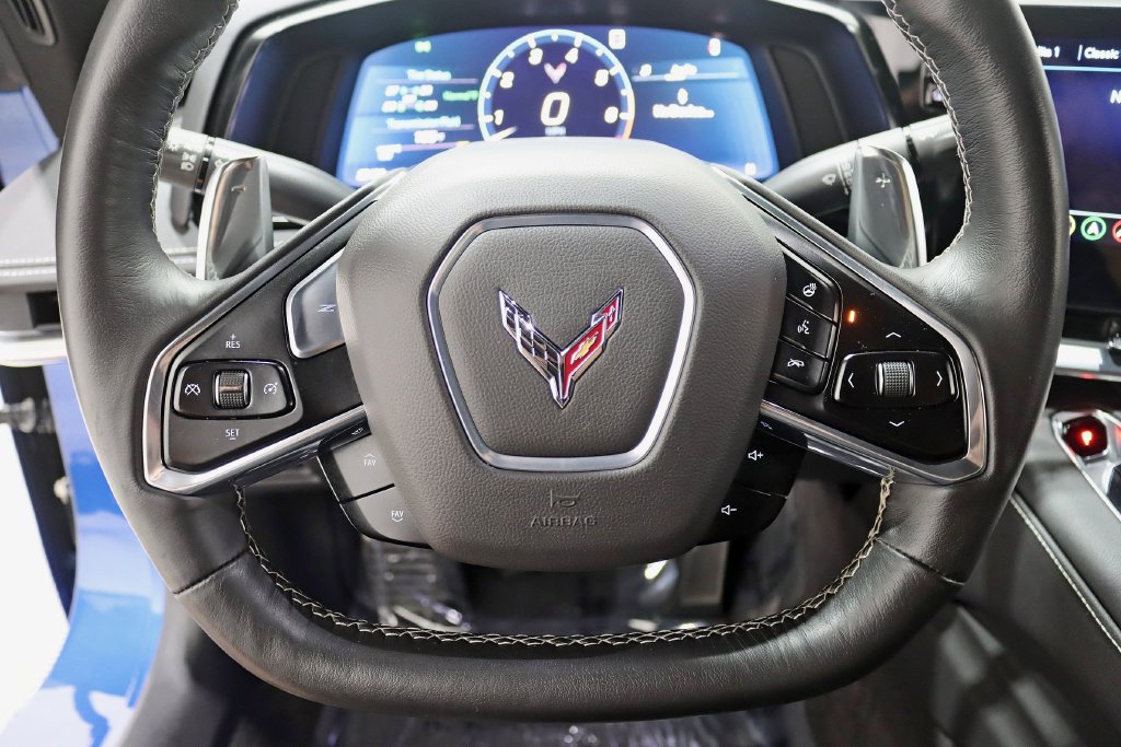 Used 2020 Chevrolet Corvette Stingray Preferred Cpe w/ 2LT Preferred Equipment Group RWD image 15