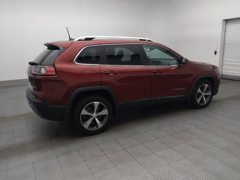 Used 2019 Jeep Cherokee Limited w/ Luxury Group FWD image 10