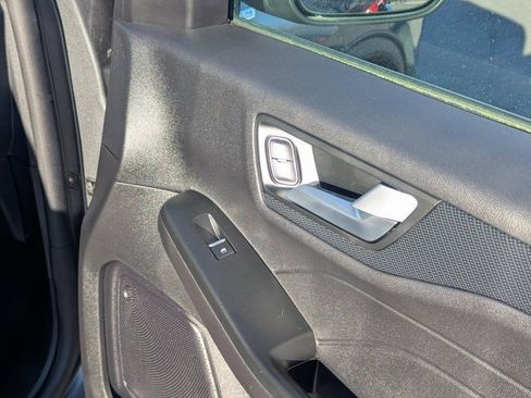 Used 2025 Ford Escape ST-Line image 34