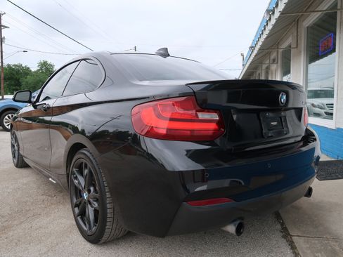 Used 2016 BMW M235i Coupe RWD image 7
