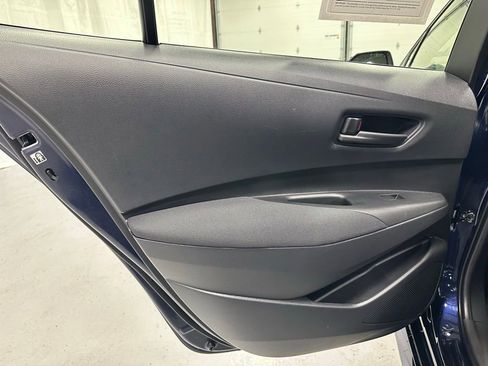 Used 2025 Toyota Corolla LE image 42