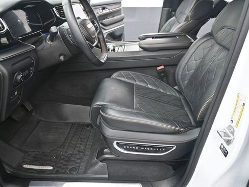 Used 2024 Jeep Grand Wagoneer L Series III w/ Quick Order Packagew 28T image 12