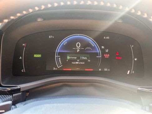 New 2026 Toyota Camry Hybrid FWD image 27