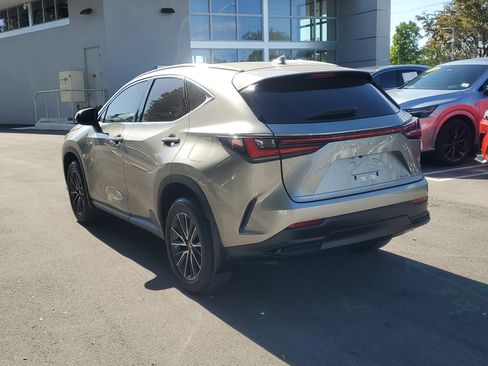 Used 2022 Lexus NX 250 FWD image 5