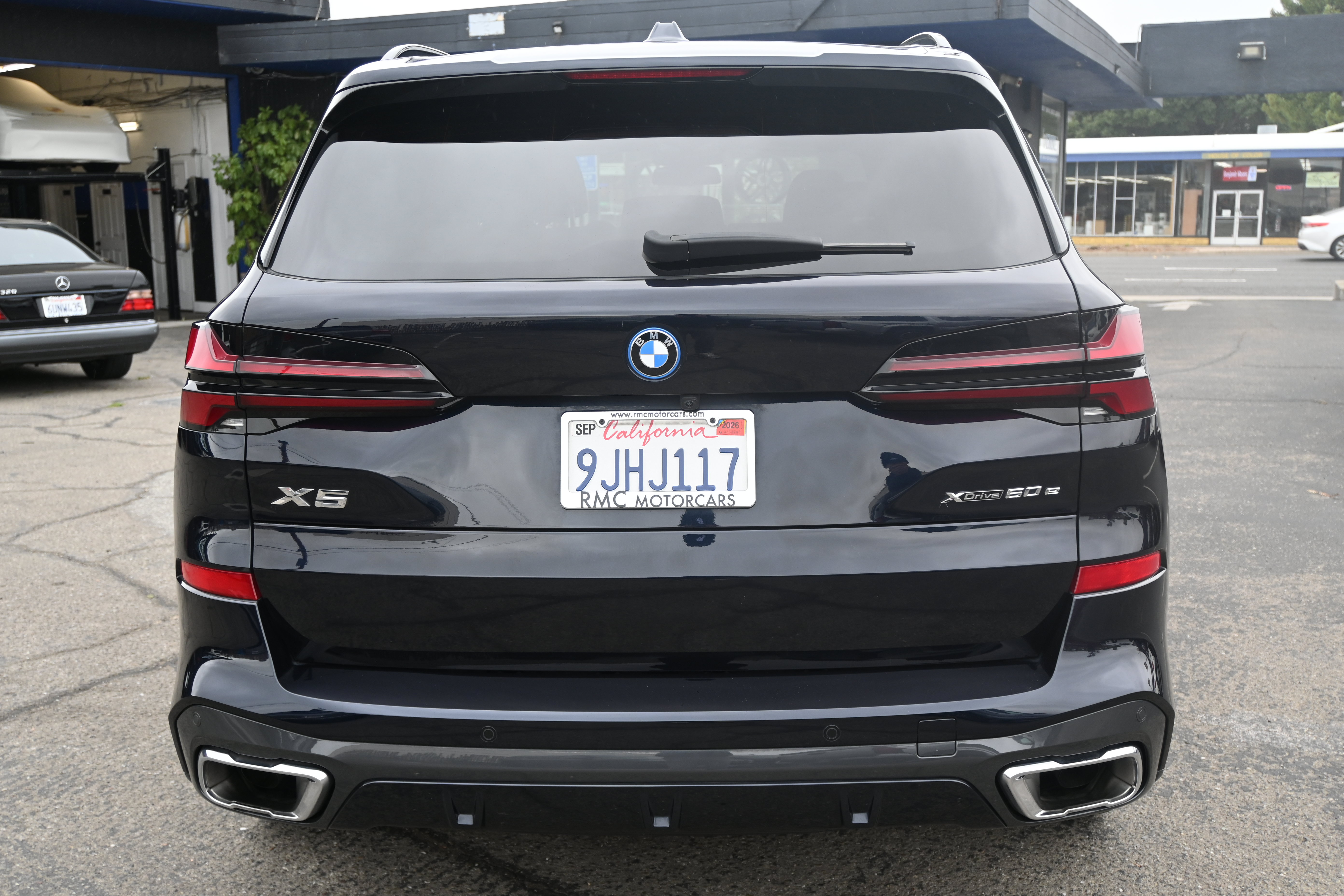Used 2024 BMW X5 xDrive50e w/ M Sport Package AWD/4WD image 7