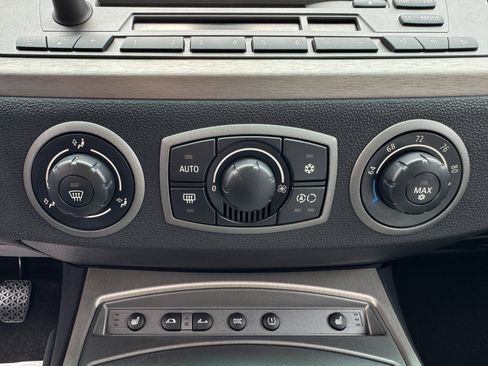 Used 2003 BMW Z4 2.5i image 23