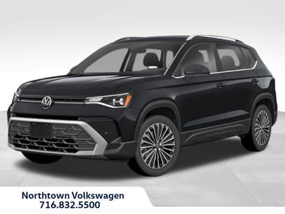New 2025 Volkswagen Taos SE