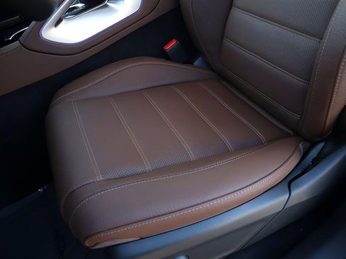 New 2026 Mercedes-Benz GLE 450 4MATIC image 23