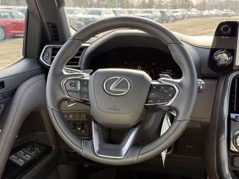 New 2026 Lexus LX 600 4WD w/ Luxury Package image 9