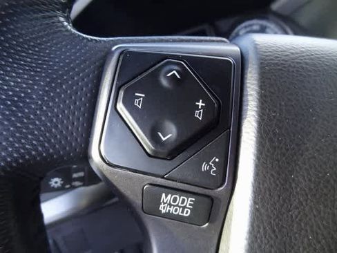 Used 2023 Toyota Tacoma TRD Sport image 10