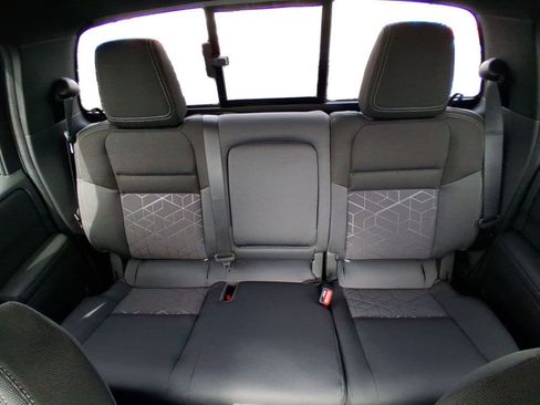 New 2026 Nissan Frontier SV w/ SV Convenience Package image 12