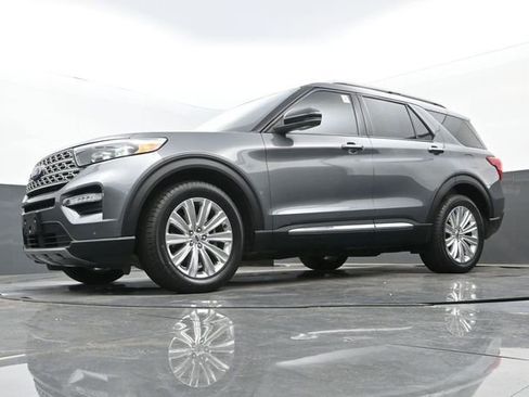 Used 2022 Ford Explorer Limited w/ Equipment Group 301A RWD image 29