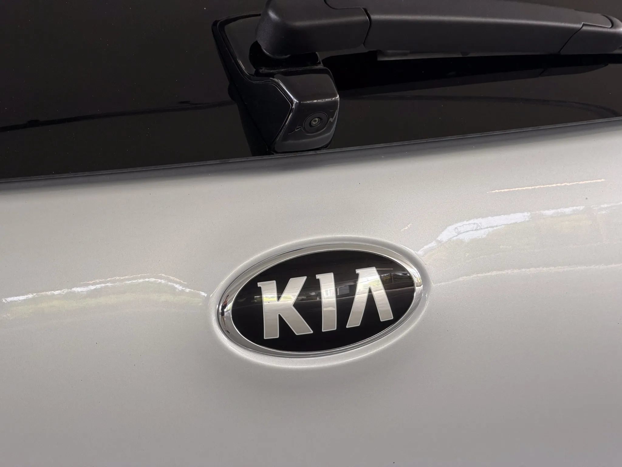 Used 2018 Kia Niro LX FWD image 13