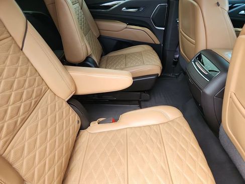Used 2023 Cadillac Escalade Sport w/ LPO, ONYX Package AWD/4WD image 23