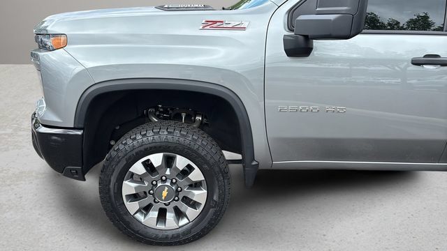 Used 2025 Chevrolet Silverado 2500 Custom w/ Custom Value Package AWD/4WD image 33