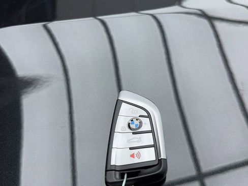 Used 2021 BMW X6 xDrive40i w/ M Sport Package image 63