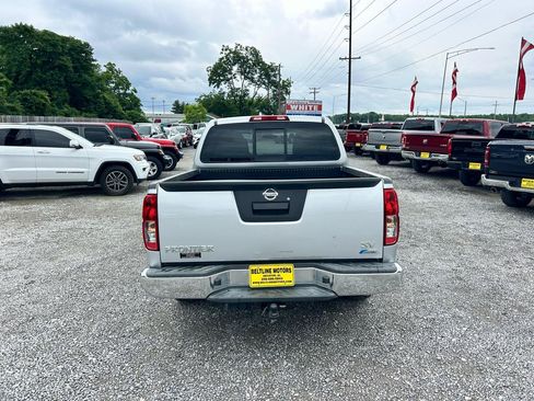 Used 2019 Nissan Frontier SV RWD image 17