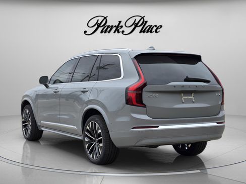 New 2026 Volvo XC90 T8 Plus image 3