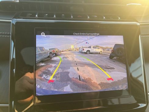 New 2025 Jeep Grand Cherokee Altitude image 29