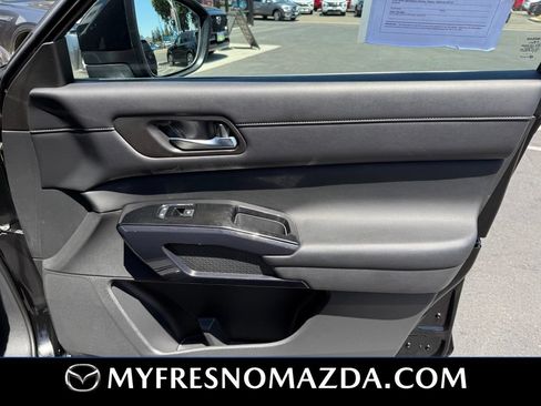 Used 2022 Nissan Pathfinder SV FWD image 17
