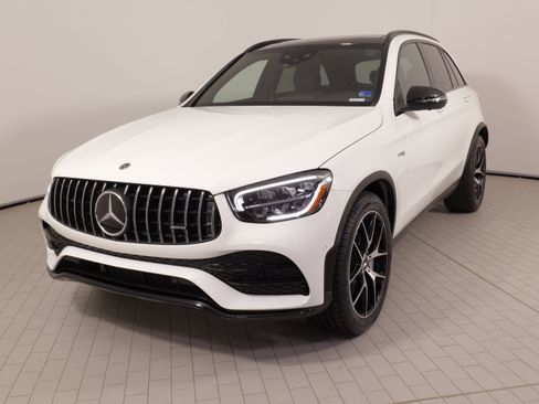 Used 2022 Mercedes-Benz GLC 43 AMG 4MATIC image 4