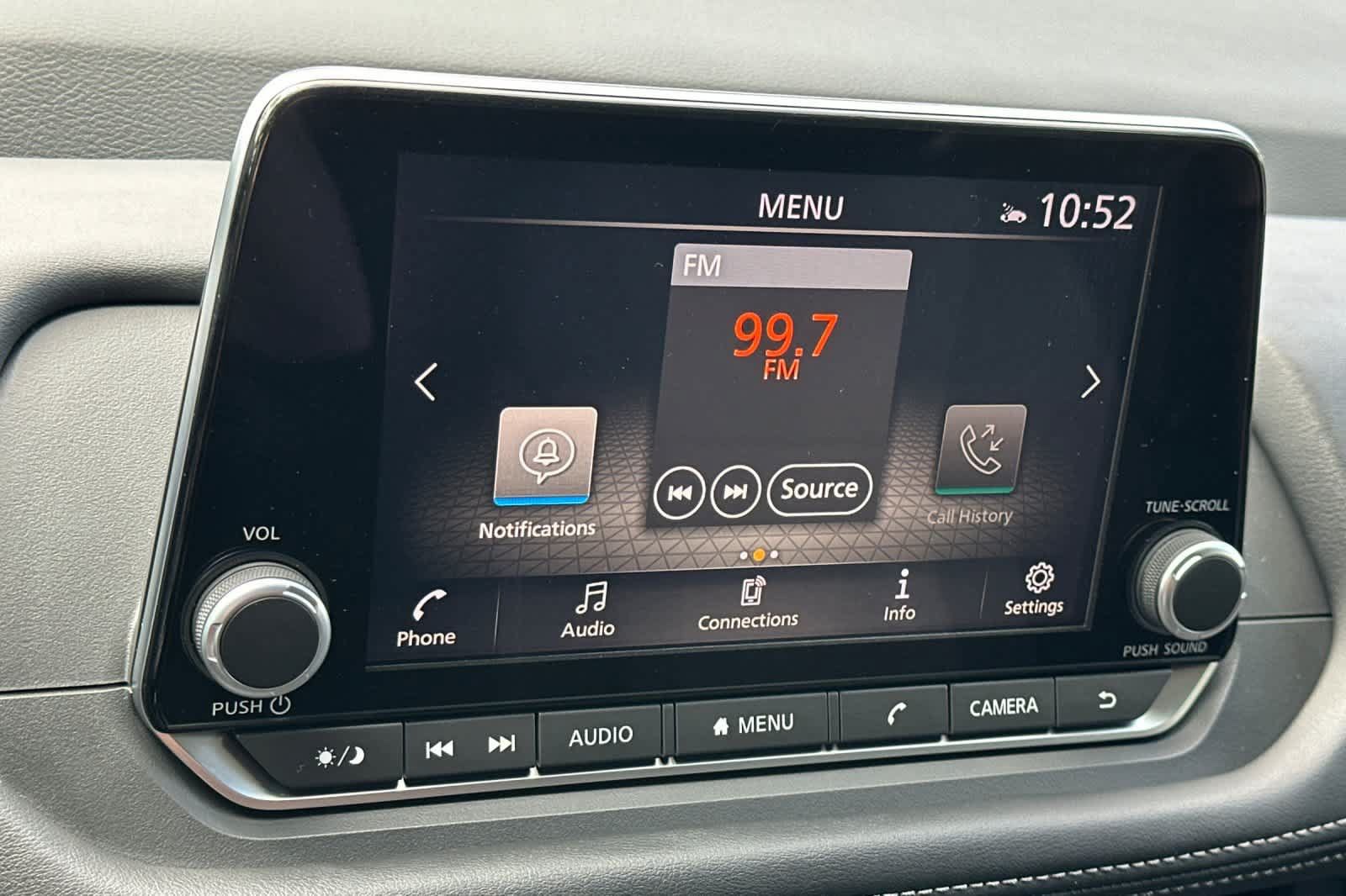 New 2026 Nissan Rogue SV AWD/4WD image 18