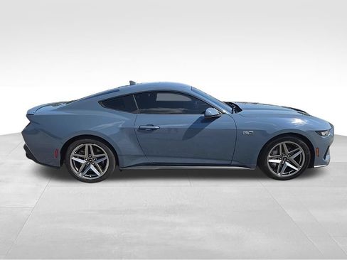 Used 2025 Ford Mustang GT Premium RWD image 14