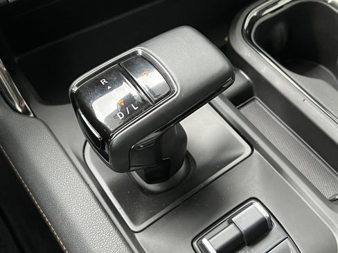Used 2023 GMC Sierra 1500 AT4 w/ AT4 Preferred Package AWD/4WD image 29