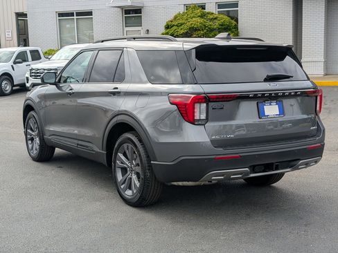 New 2026 Ford Explorer Active w/ Active Comfort Package image 13