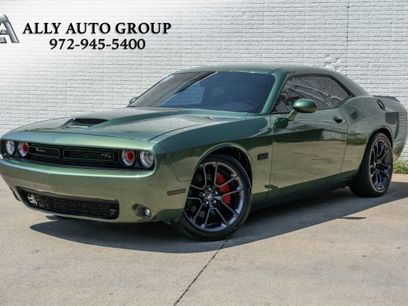 Used 2020 Dodge Challenger R/T w/ Blacktop Package