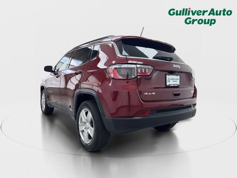 Used 2022 Jeep Compass Latitude w/ Sun and Sound Group AWD/4WD image 5