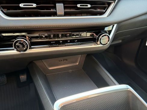 New 2026 Chevrolet Equinox LT image 28