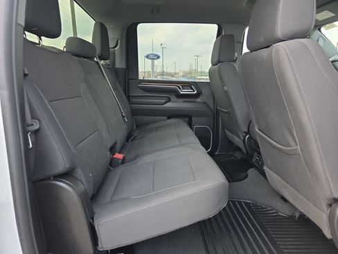 Used 2025 Chevrolet Silverado 2500 LT w/ Safety Package AWD/4WD image 16
