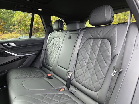 Used 2026 BMW X5 xDrive50e w/ M Sport Package image 5