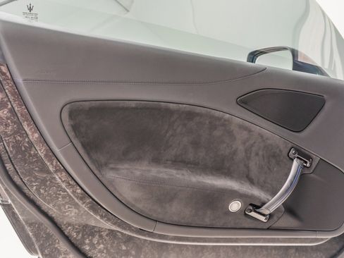 Used 2022 Maserati MC20 Coupe image 38