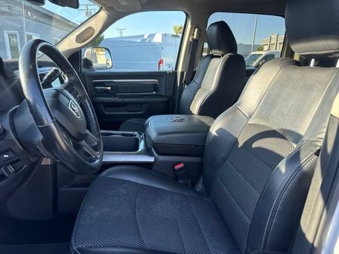 Used 2018 RAM 2500 Big Horn w/ Sport Appearance Group AWD/4WD image 12