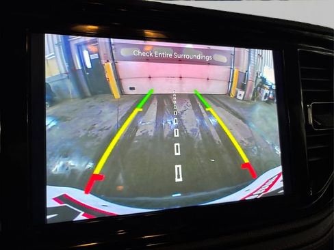 Used 2023 Dodge Durango GT image 28